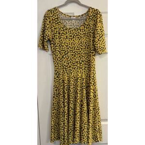 LULAROE Size Large Dress Yellow Floral Short Sleeve Stretchy Flowy‎ Midi Staple